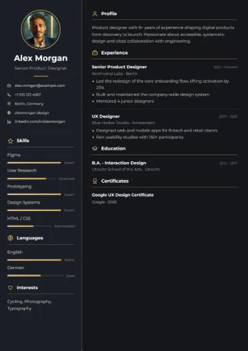 Sample resume in the Dark Sidebar template